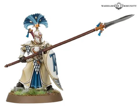 Vanari Auralan Warden miniature