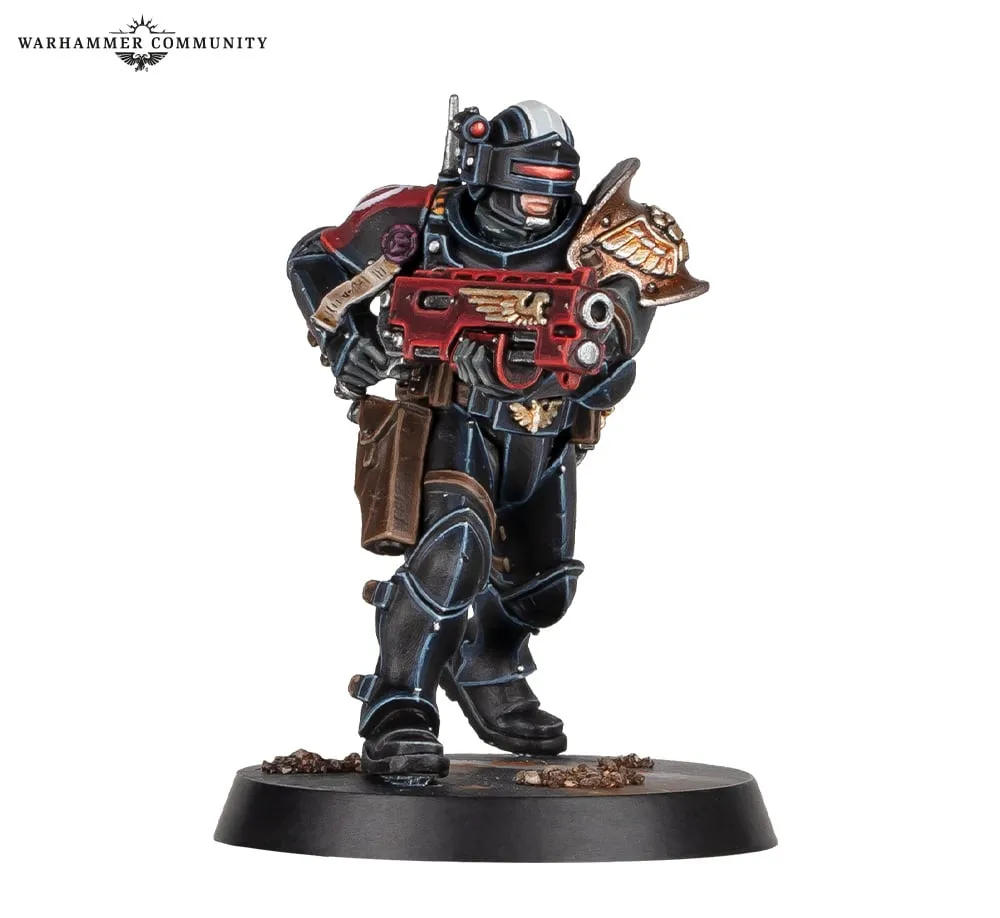 Arbitrator miniature